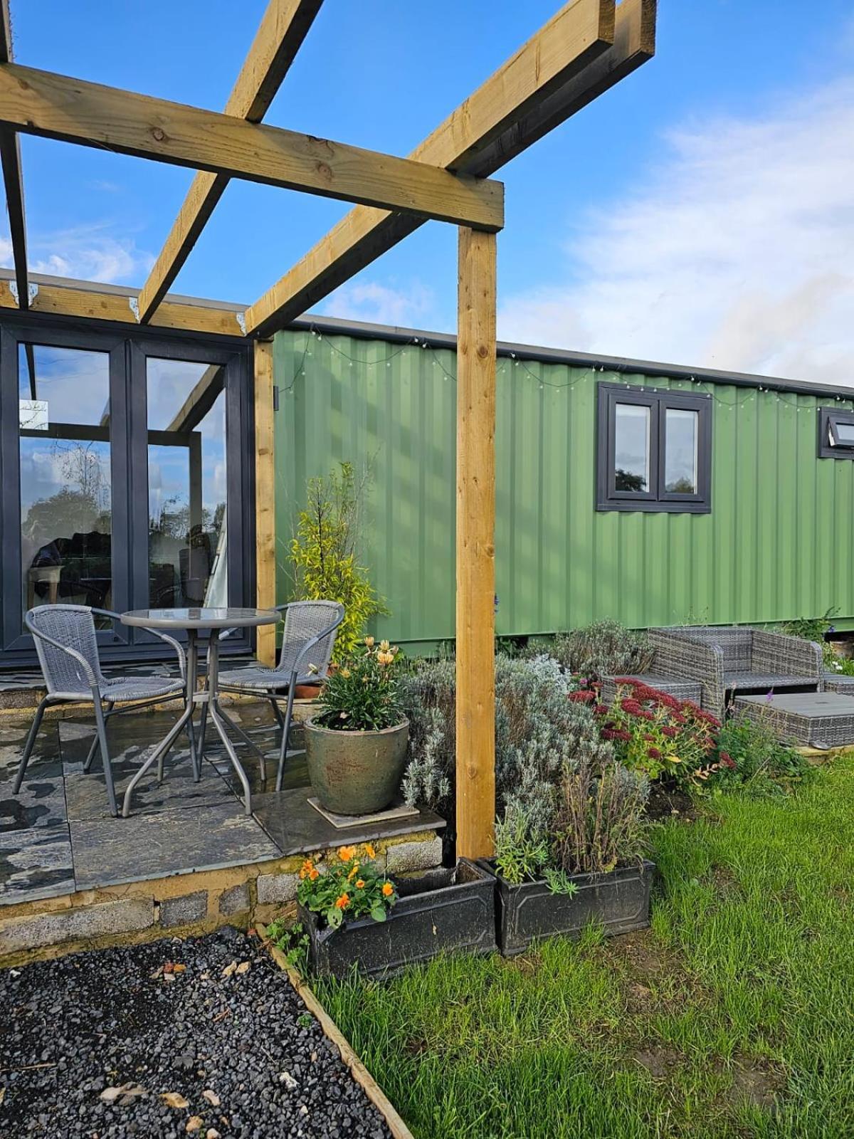 Sweet Pea Cabin Badsey Bagian luar foto